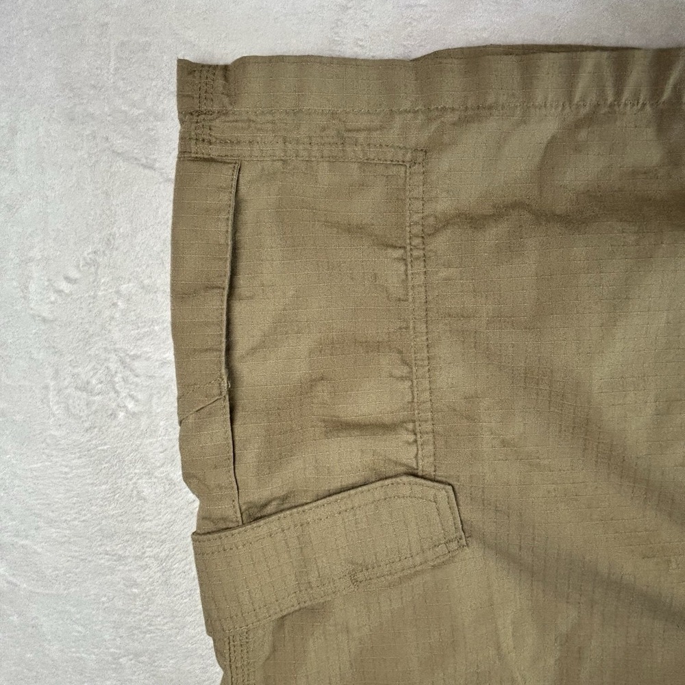 Carhartt Men's Size 42 Tan Force Relaxed Fit Ripstop Cargo Work Short BS3543-M - Picture 2 of 15